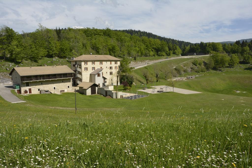 Hotel Du Col De La Machine Saint-Jean-en-Royans Ngoại thất bức ảnh