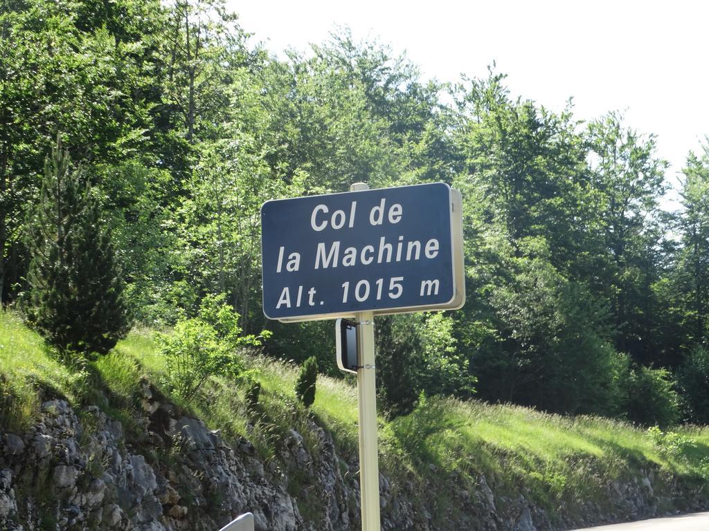 Hotel Du Col De La Machine Saint-Jean-en-Royans Ngoại thất bức ảnh