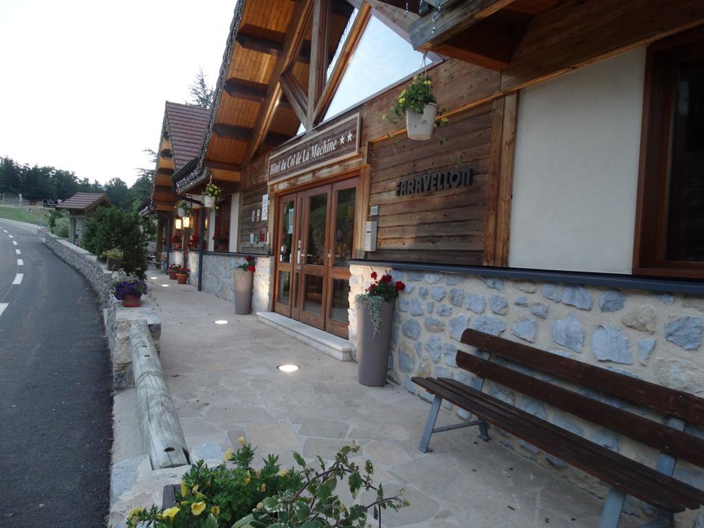 Hotel Du Col De La Machine Saint-Jean-en-Royans Ngoại thất bức ảnh
