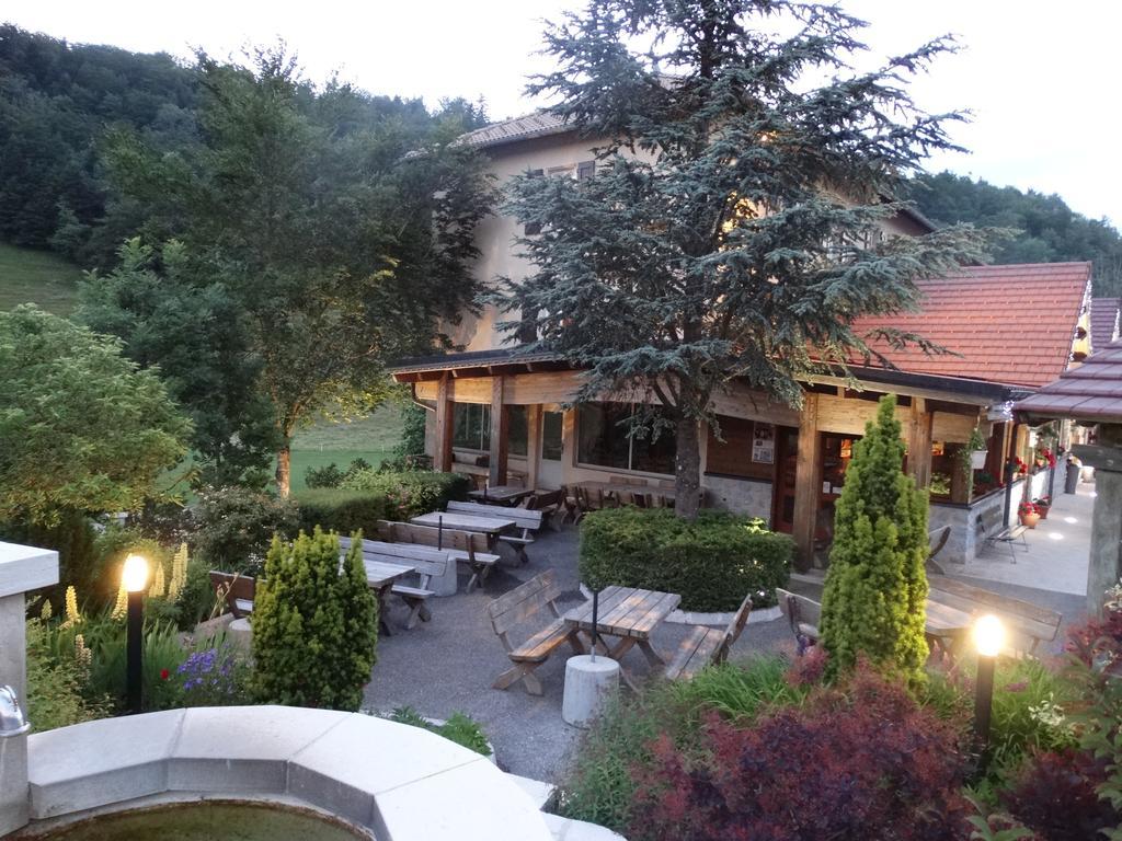 Hotel Du Col De La Machine Saint-Jean-en-Royans Ngoại thất bức ảnh