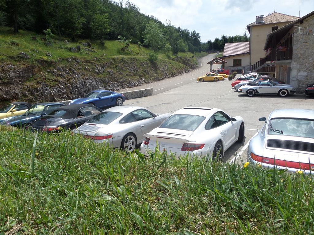 Hotel Du Col De La Machine Saint-Jean-en-Royans Ngoại thất bức ảnh